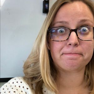 Meet your Posher, Debbdebbie